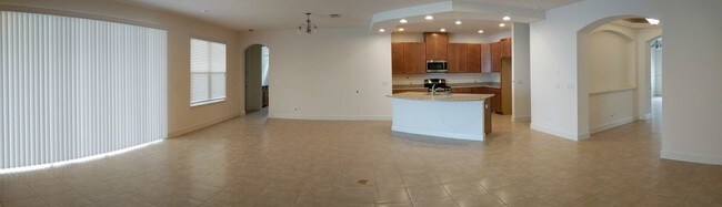 Building Photo - 5 Bedroom Home for Rent