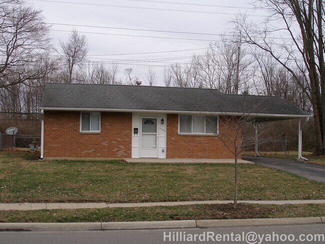 House - Frente - 5194 Drivemere Rd