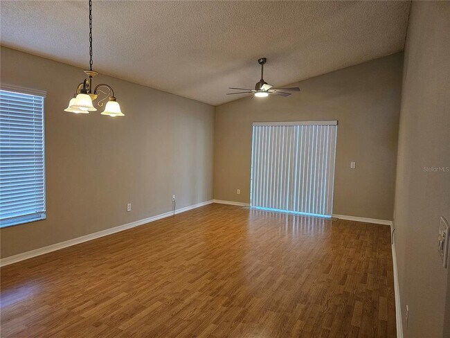 Foto del edificio - 9157 Fort Jefferson Blvd