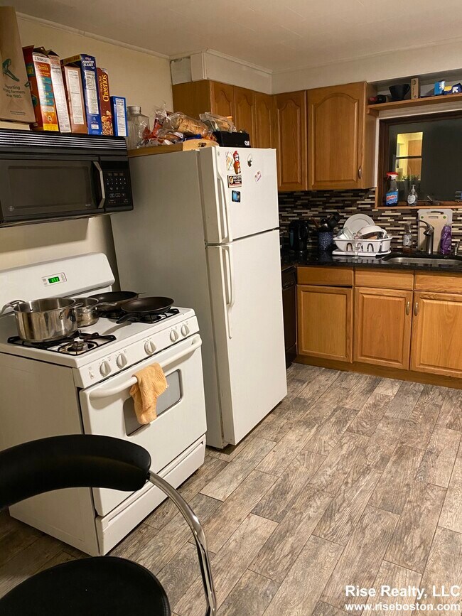 Building Photo - 54 Beacon