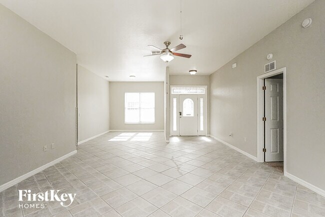 Building Photo - 109 Lake Dell Dr