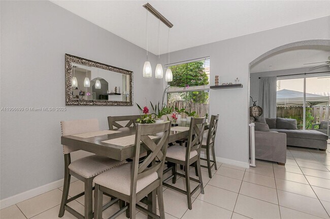 Foto del edificio - 3816 SW 169th Terrace