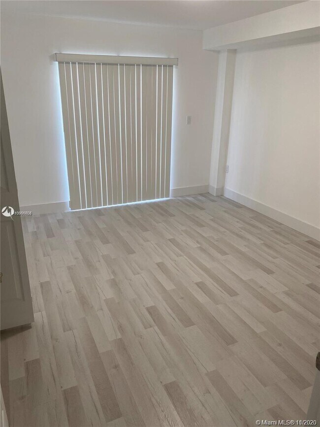 Foto del edificio - 1029 NW 3rd St