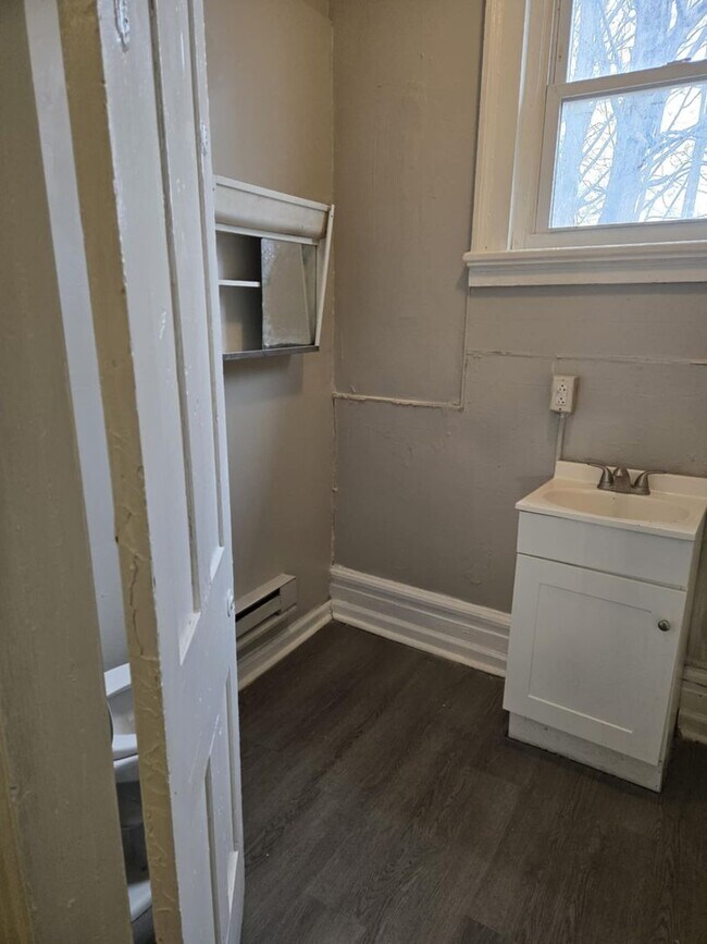 Building Photo - 19 Franklin St