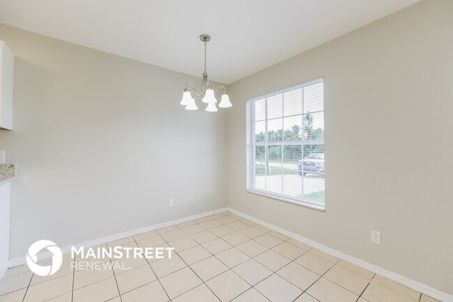 Building Photo - 3206 51st St W