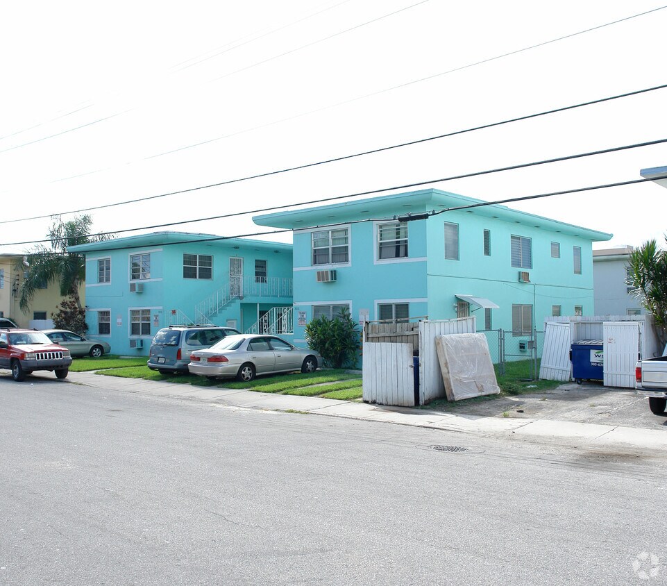 Primary Photo - 500 NE 83rd St