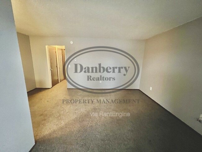 Building Photo - 315 Frazer St