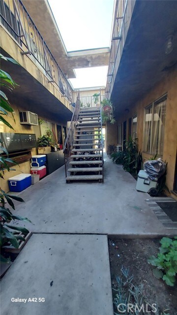 Foto del edificio - 4150 Prospect Ave