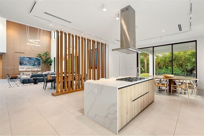 Foto del edificio - 7660 SW 124th St