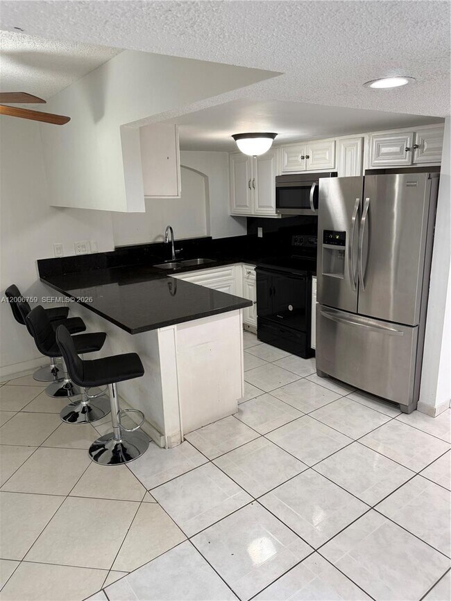Foto del edificio - 9940 SW 146th Ct