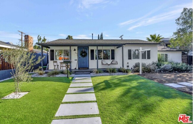 Foto del edificio - 6514 Coldwater Canyon Ave
