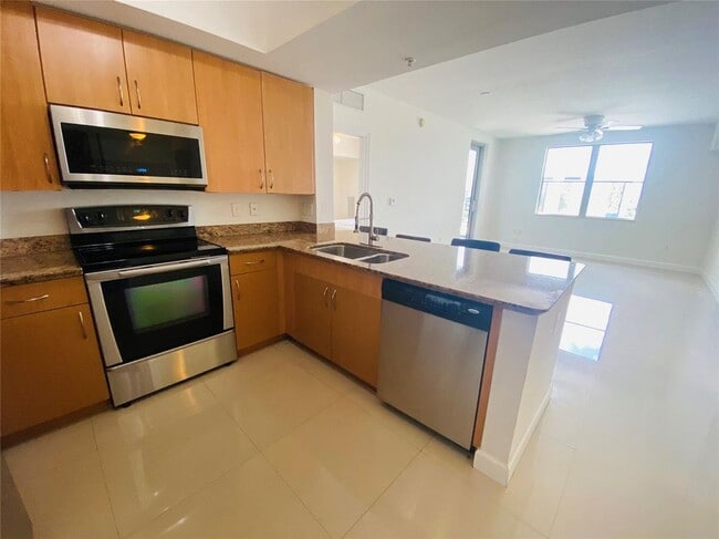 Foto del edificio - 1830 Radius Dr