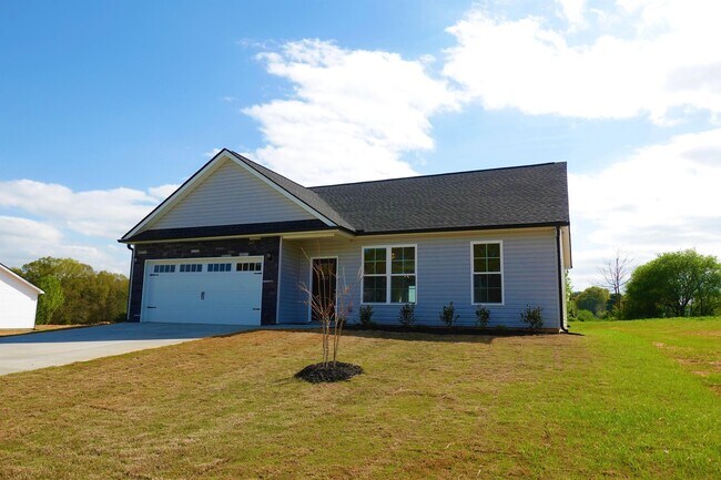 Building Photo - 202 Turkey Trot Rd