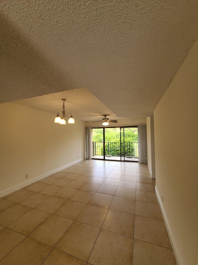 Primary Photo - 1421 Windorah Way