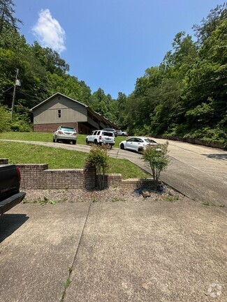 Building Photo - 131 Lancelot Ct