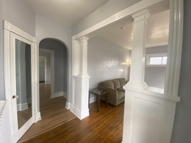 Building Photo - 458 Maryland Way