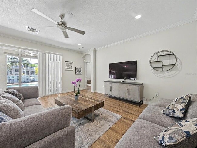 Foto del edificio - 4414 67th Ave Cir E