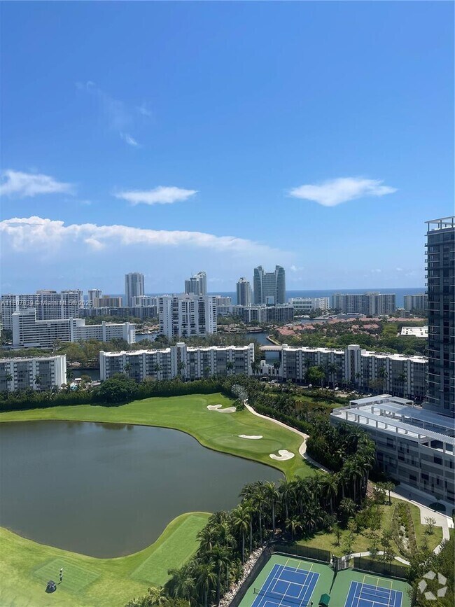 Building Photo - 1755 E Hallandale Beach Blvd
