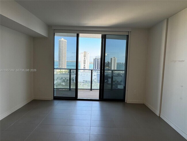 Foto del edificio - 1600 NE 1st Ave