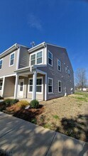 Building Photo - 1207 Pine St