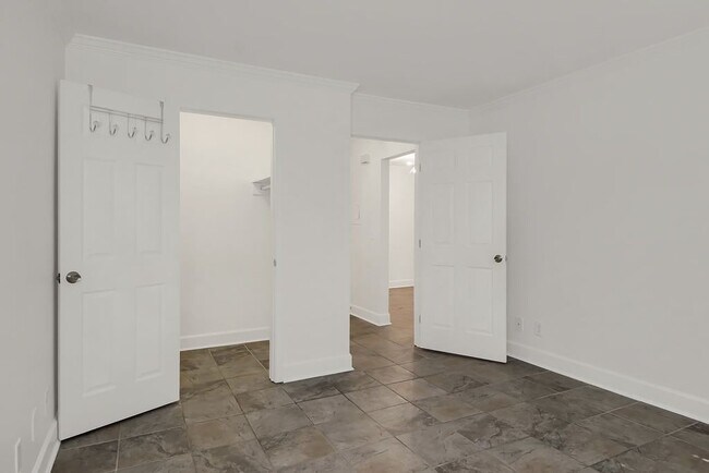 Foto del edificio - 501 Barrington Hills Dr