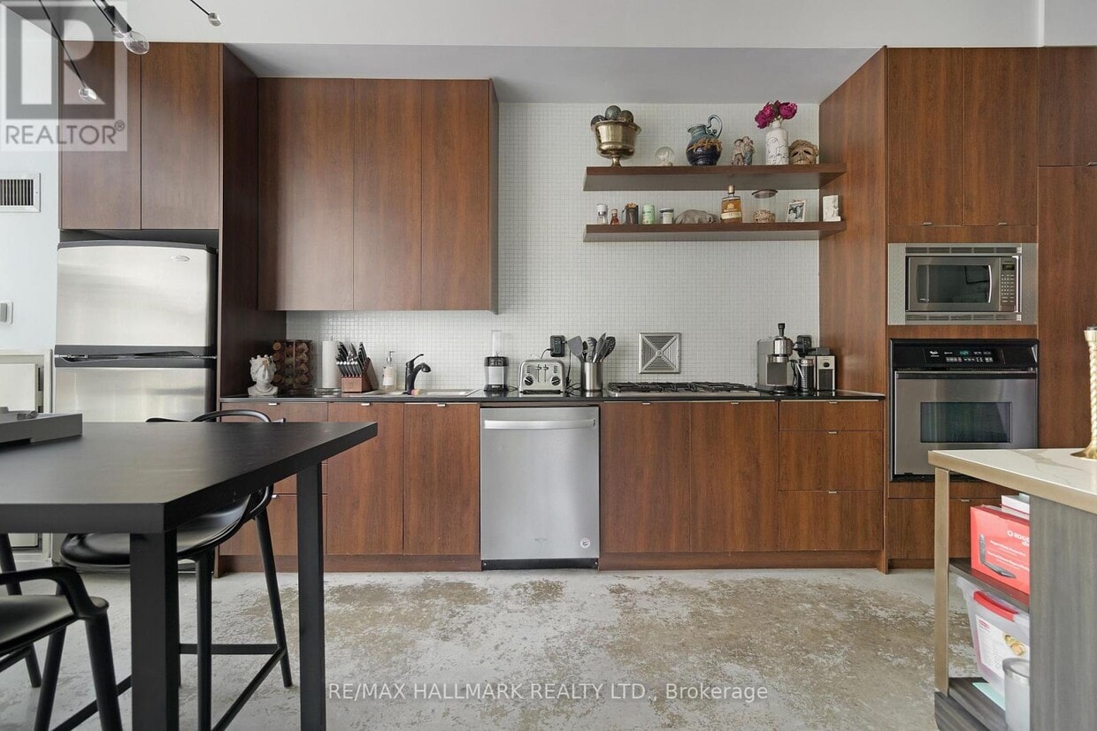 Photo principale - 23-423 Brant St