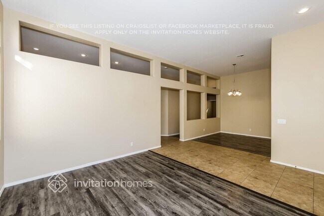 Foto del edificio - 2352 Kenneth Ave