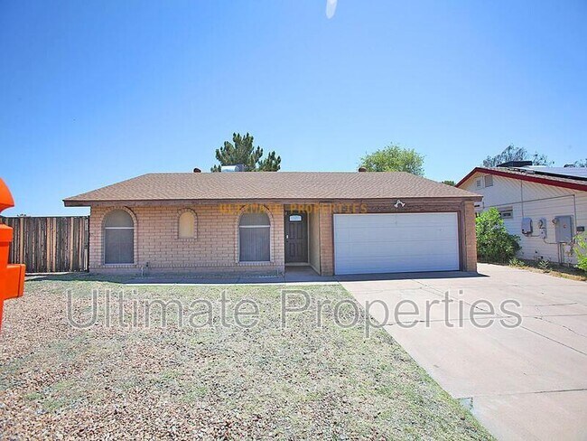 Building Photo - 15633 N 61st Dr
