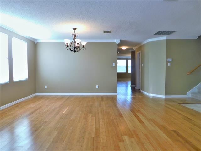 Foto del edificio - 1736 Sierra Meadow Ln