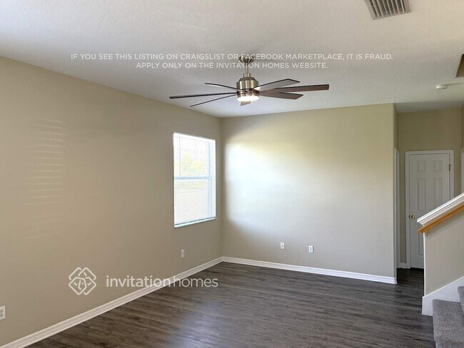 Building Photo - 16138 Bridgepark Dr