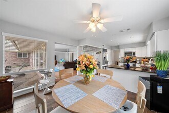 Building Photo - 4922 Braesvalley Dr