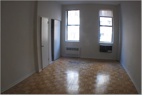Primary Photo - 160 E 36th St
