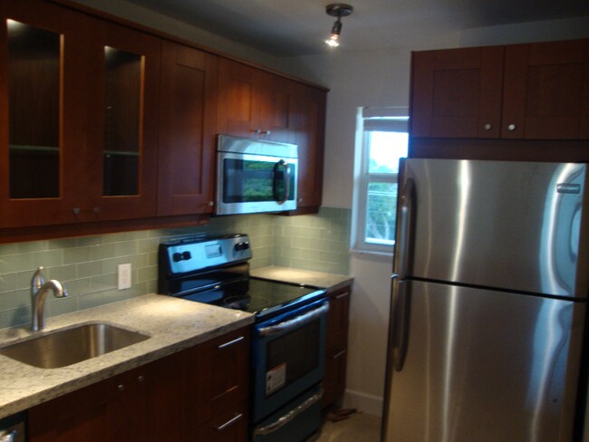 Foto del edificio - 750 NE Spanish River Blvd