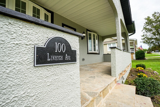 Building Photo - 100 Linhigh Ave