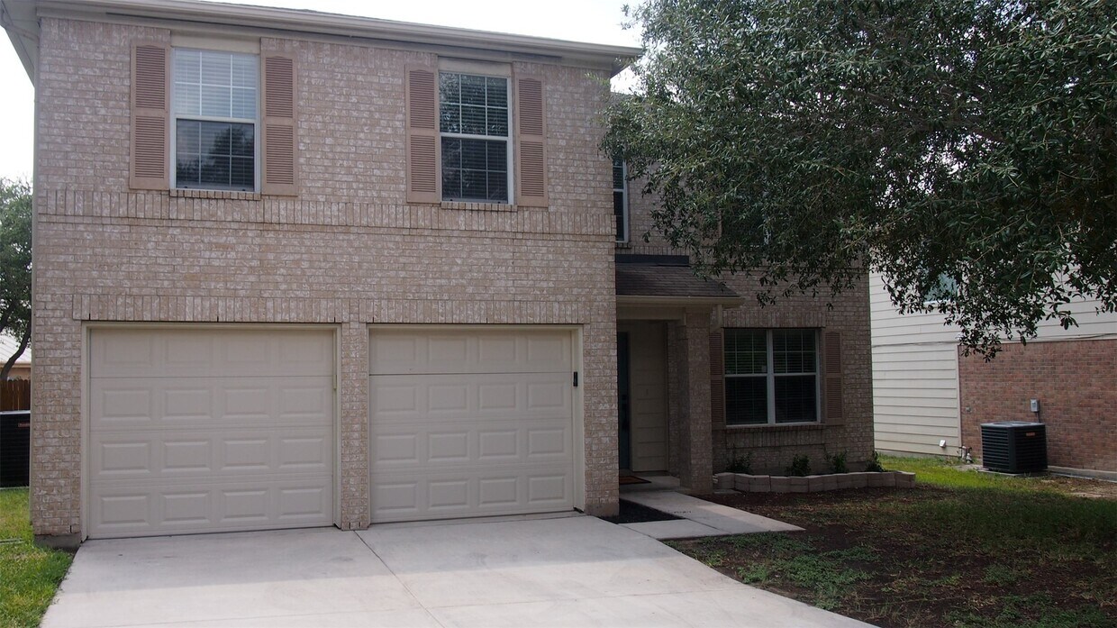 Primary Photo - 3933 Brook Hollow Dr