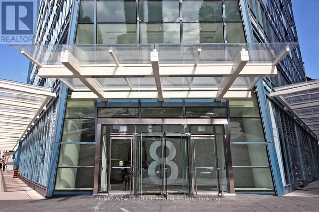 Building Photo - 8 The Esplanade