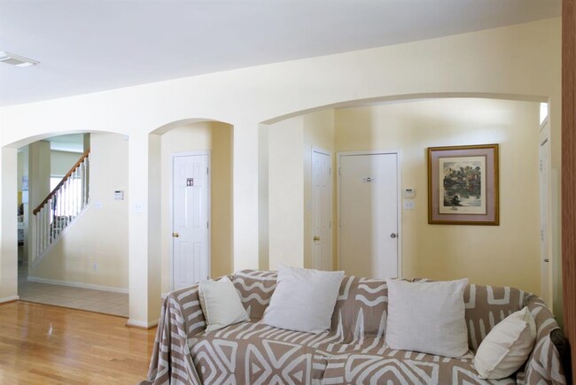 Foto del edificio - 5318 Lindenchase