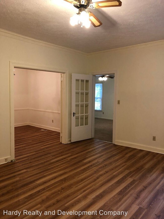 Foto del edificio - 1609 Martha Berry Blvd NE