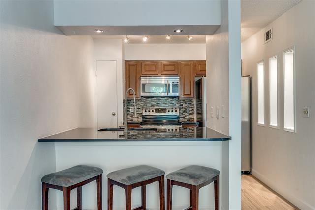 Building Photo - 4851 Cedar Springs Rd