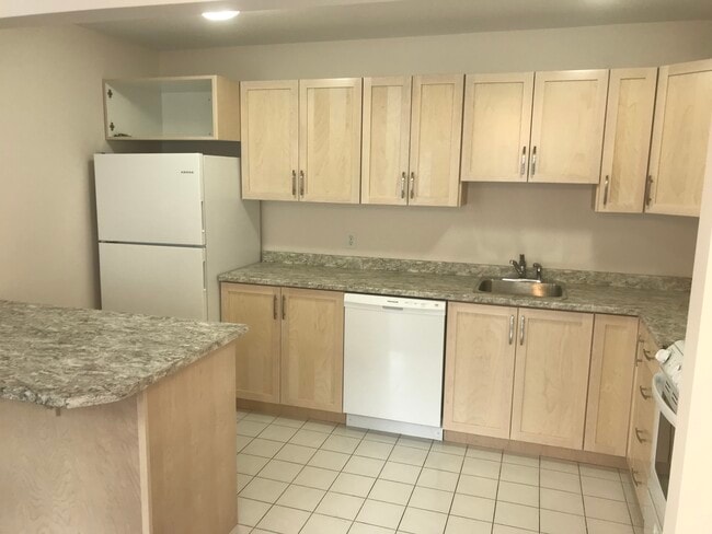 Building Photo - Two Bedroom, 2 Baths Apartment at Adriana Court