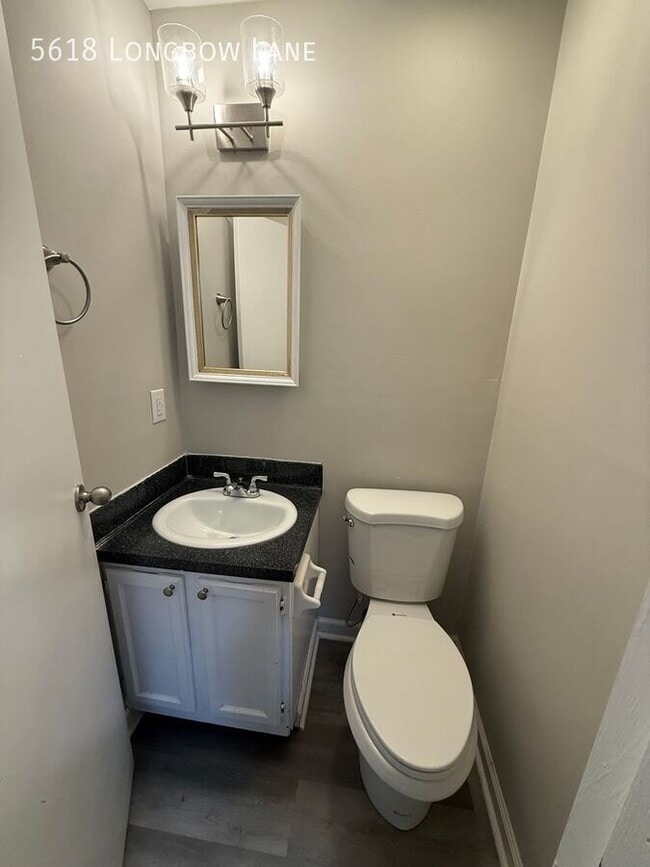 Building Photo - 5618 Longbow Ln