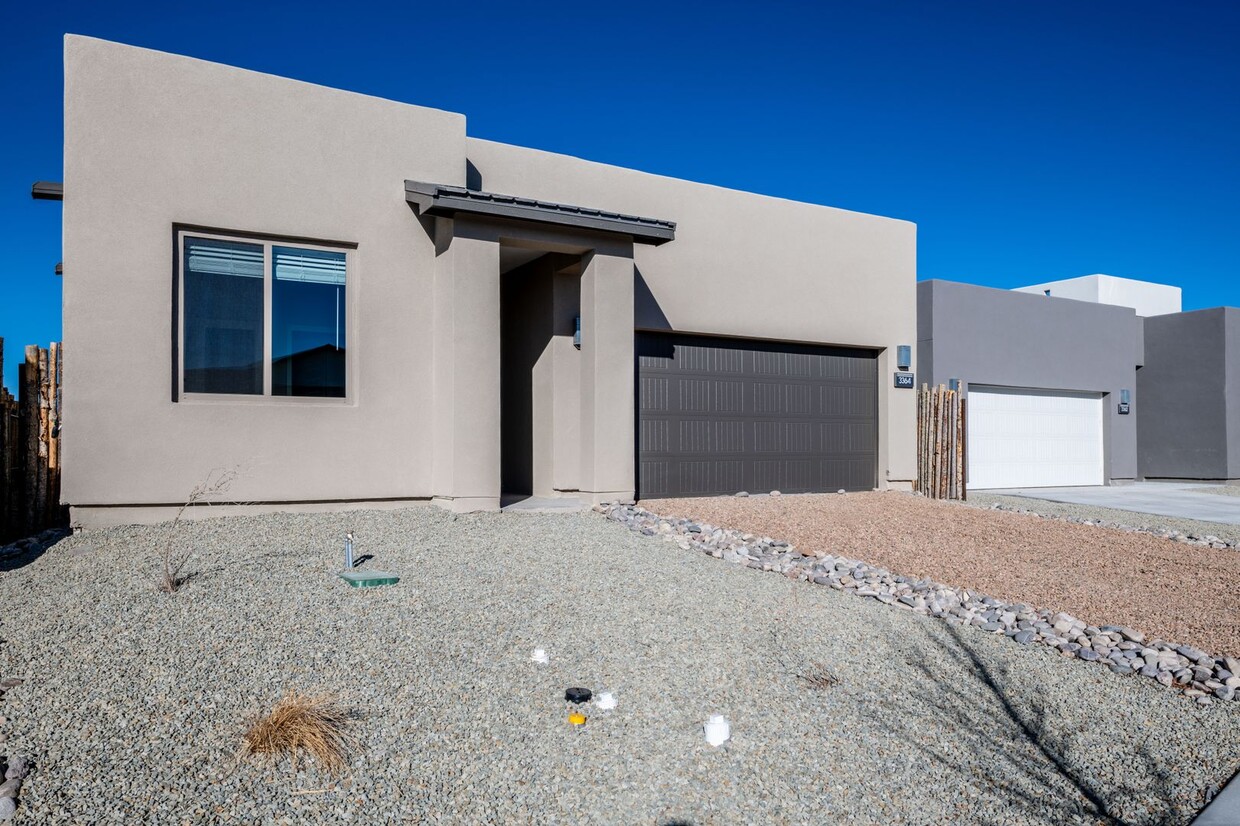 Primary Photo - Contemporary Haven in Desert Sage