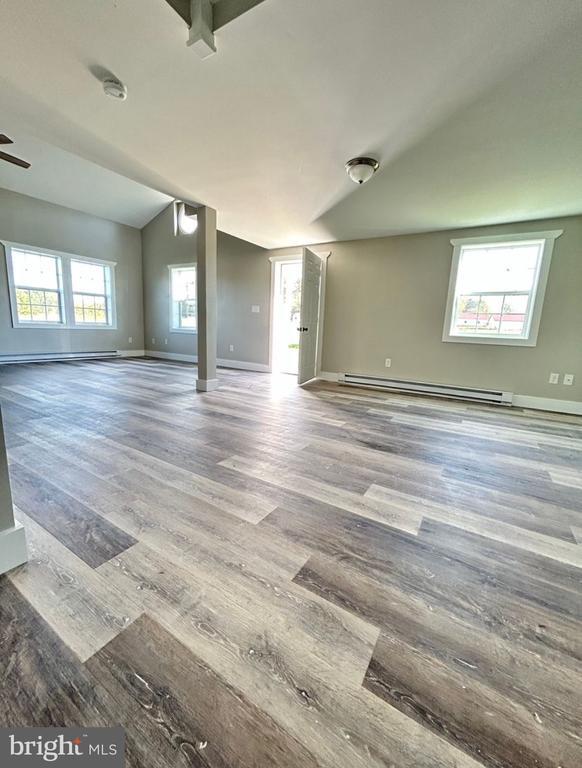 Foto del edificio - 46788 Glen Mary Farm Rd