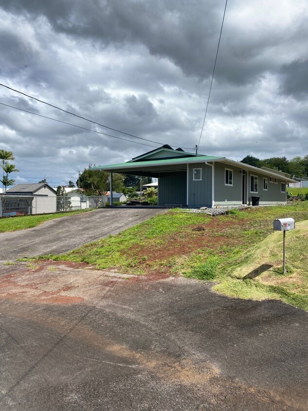 351 Aalalani Pl, Hilo, HI 96720 House Rental in Hilo, HI