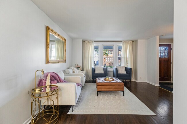 Foto del edificio - 1354 Maryland St