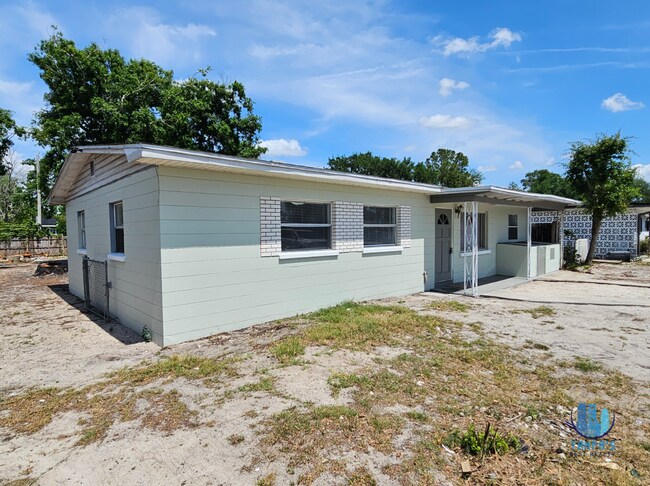 Foto del edificio - Spacious 3-bedroom, 1-bath ranch home in L...