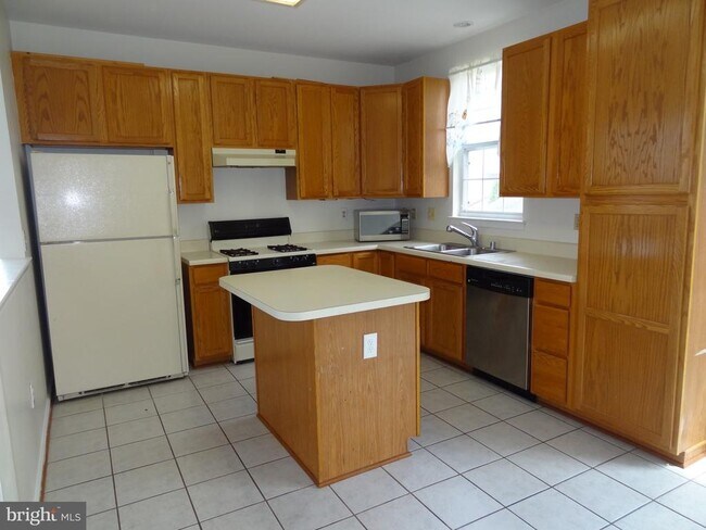 Foto del edificio - 836 Knob Ct