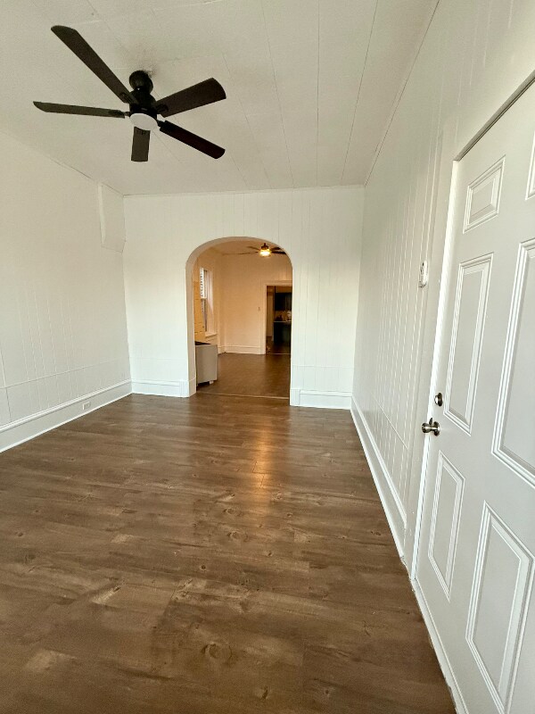 Foto del edificio - 2161 W Coulter St