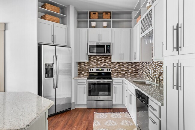 1160 Hammond Kitchen - 1160 Hammond