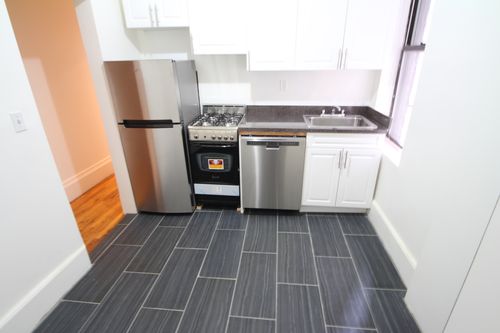 Building Photo - 644 W 147th St